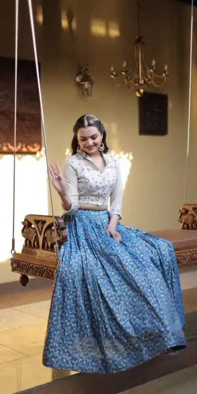 Alternative view of Classic Teal Cosmos Embroidery Bead Work Lehenga Choli