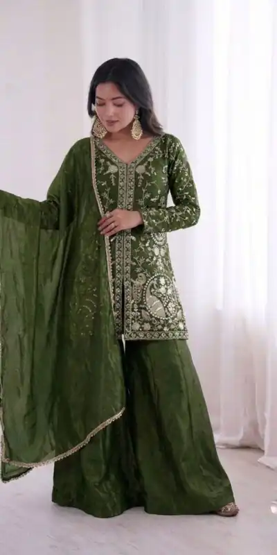 Alternative view of Nice Green Pure Fendy Silk With Embroidery Salwar Suit