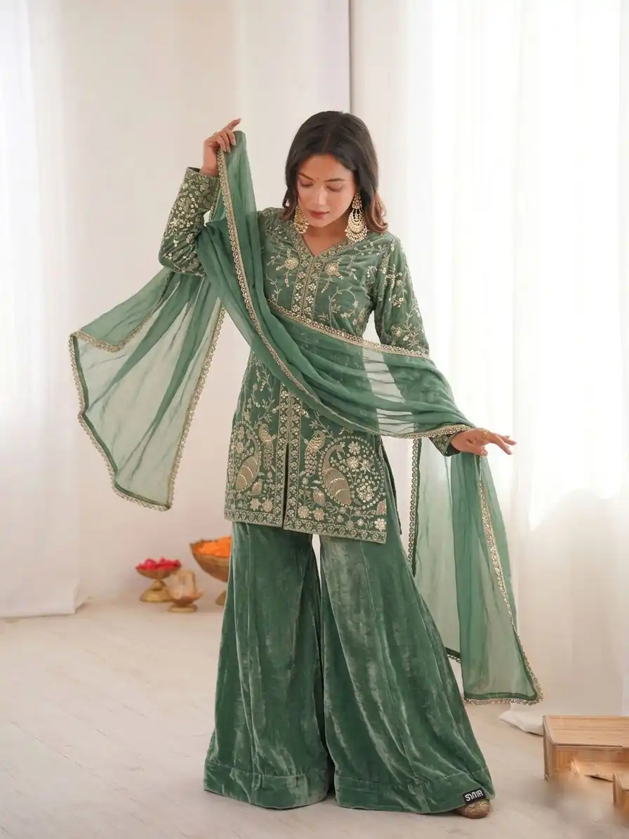Nice Sea Green Pure Fendy Silk With Embroidery Salwar Suit