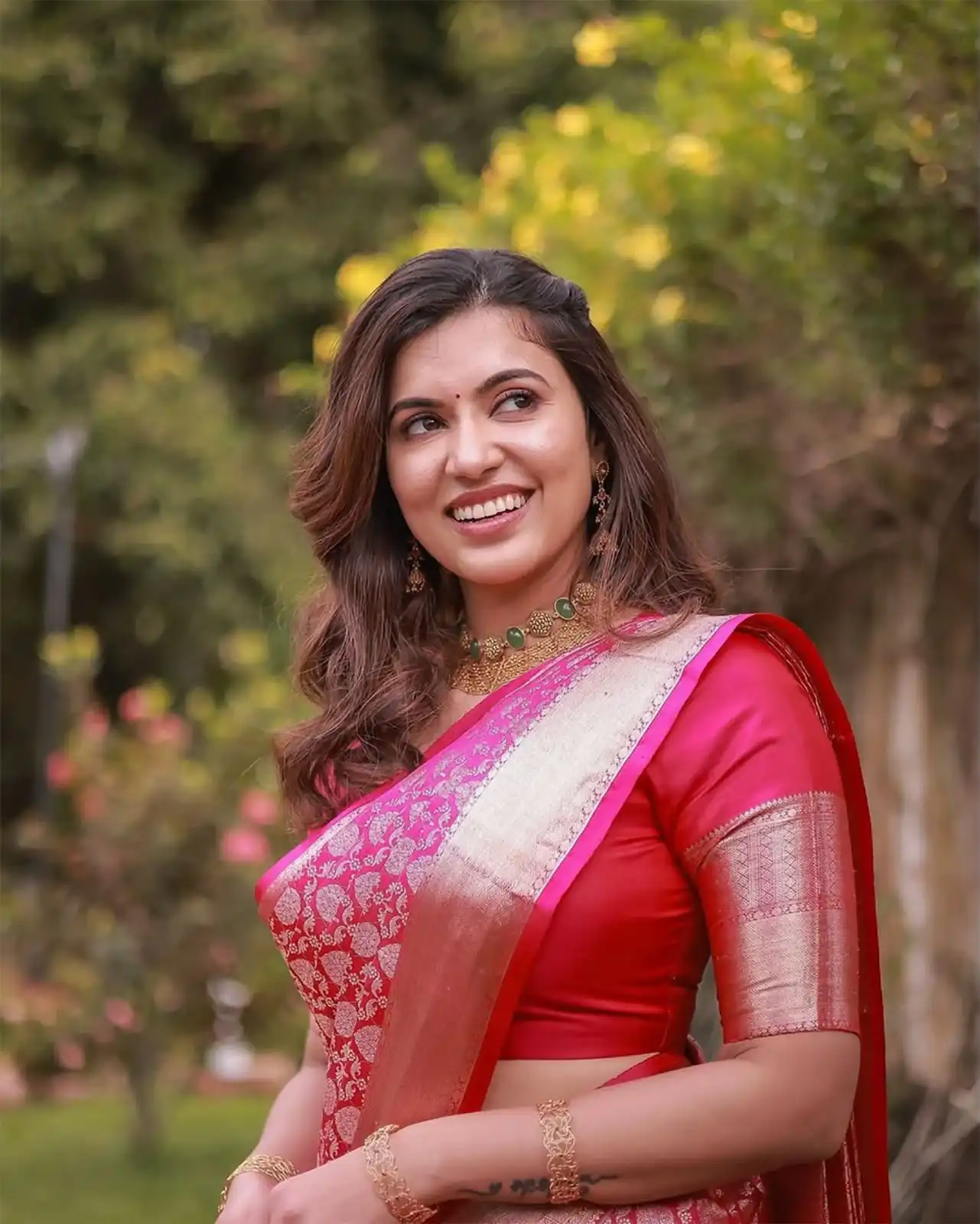 Pretty Gajri Soft Lichi Silk All Over Work Saree - Image 10