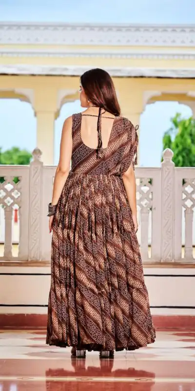 Ram 136 Brown Color | Red Faux Georgette Gown with Mirror Work. Get it for ₹1999. Delivery 4-6 Working Days. Online Shop now. | Gowns, Bollywood Gowns, Creative Gowns, Designer Gowns, Embroidered Gowns, Party Wear Gowns