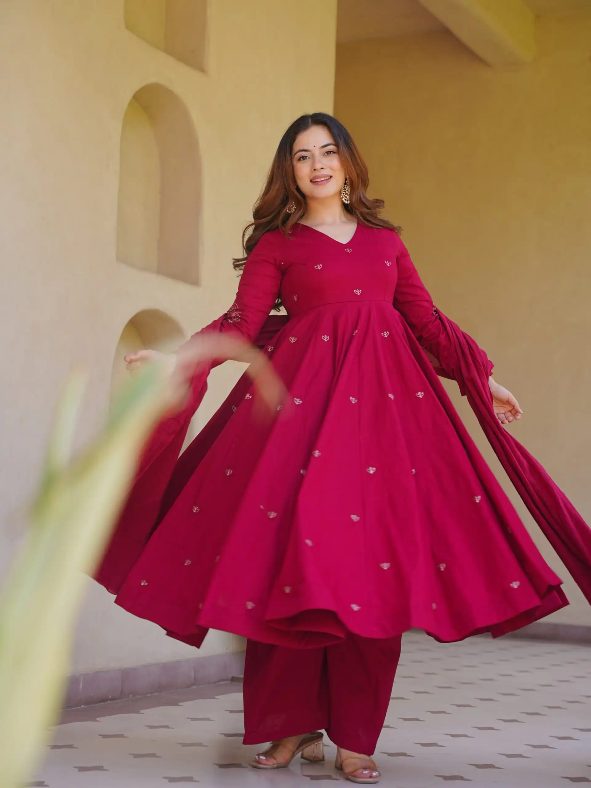 PNF 1292 Pink erfect for Wedding, Party, Temple Visit, Makar Sankranti, Housewarming – Affordable Price ₹2399. Delivery 4-6 Work | Anarkali Suits, Bollywood Anarkali, Creative-Anarkali, Designer Anarkali, Embroidered Anarkali, Party Wear Anarkali, Salwar suit