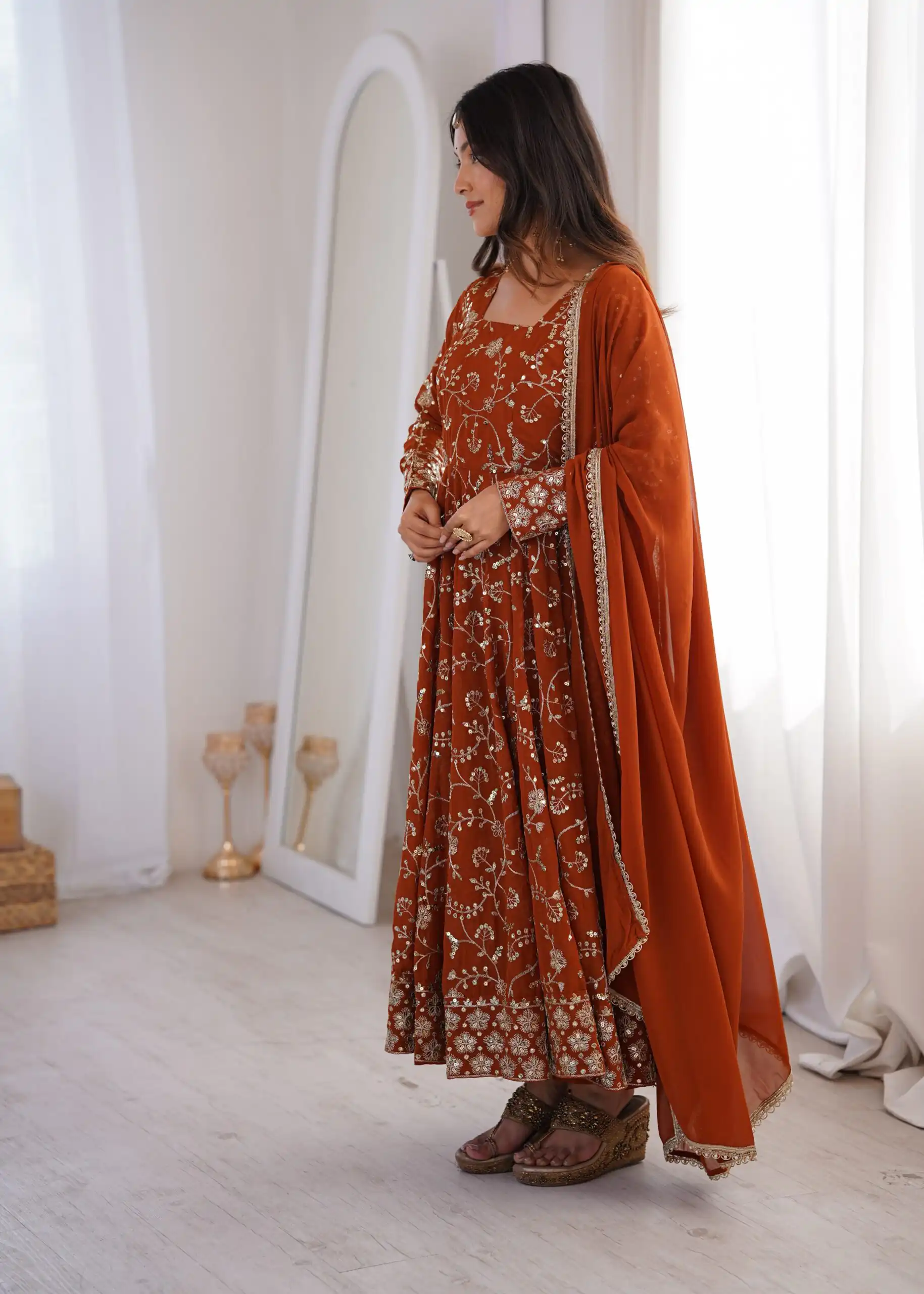 ZF 5024 Rust Fox Perfect for Wedding, Party, Durga Puja, Diwali, Anniversary –Georgette Gown. Now at just ₹2399. Delivery 4-6 Working Days. Shop now. | Gowns, Bollywood Gowns, Creative Gowns, Designer Gowns, Embroidered Gowns, Party Wear Gowns