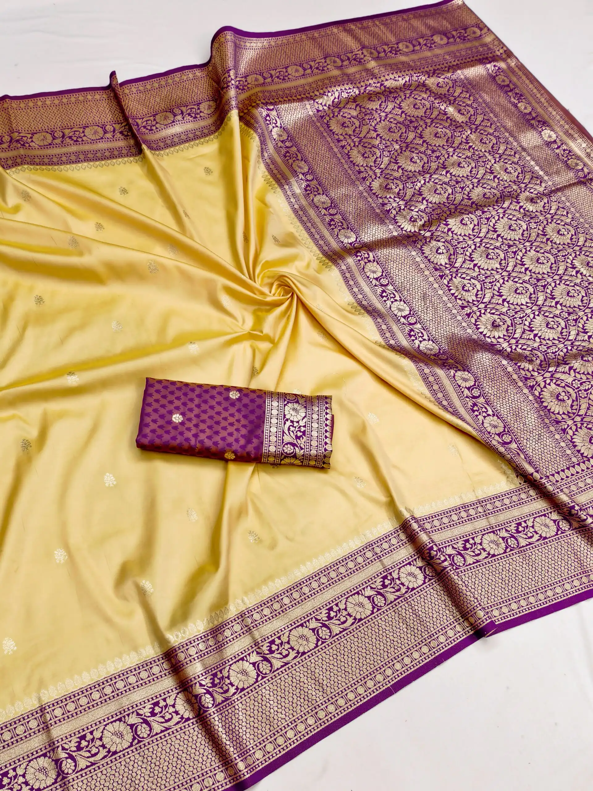 MB 6079 Cream Soft Banarasi Silk Saree with Zari Work & Moti Work. Introductory Price ₹1949. Delivery 4-6 Working Days. Shop now. | Sarees, Bollywood Sarees, Creative Sarees, Designer Sarees, Embroidered Sarees, Ethnic Saree, Modern Digital sarees, Party Wear Sarees
