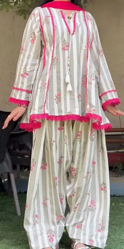 SRK 5359 Grey in Grey Natural Crep Lace Work & Digital Print Salwar Suit . Exclusive Offer ₹1899. Delivery 4-6 Working Days. Shop now. | Jump Suits, Salwar suit, Designer Suits, Casual Suits, Creative suits, Palazzo Suits, Party Wear Suits, Patiala Suits, Straight Suits