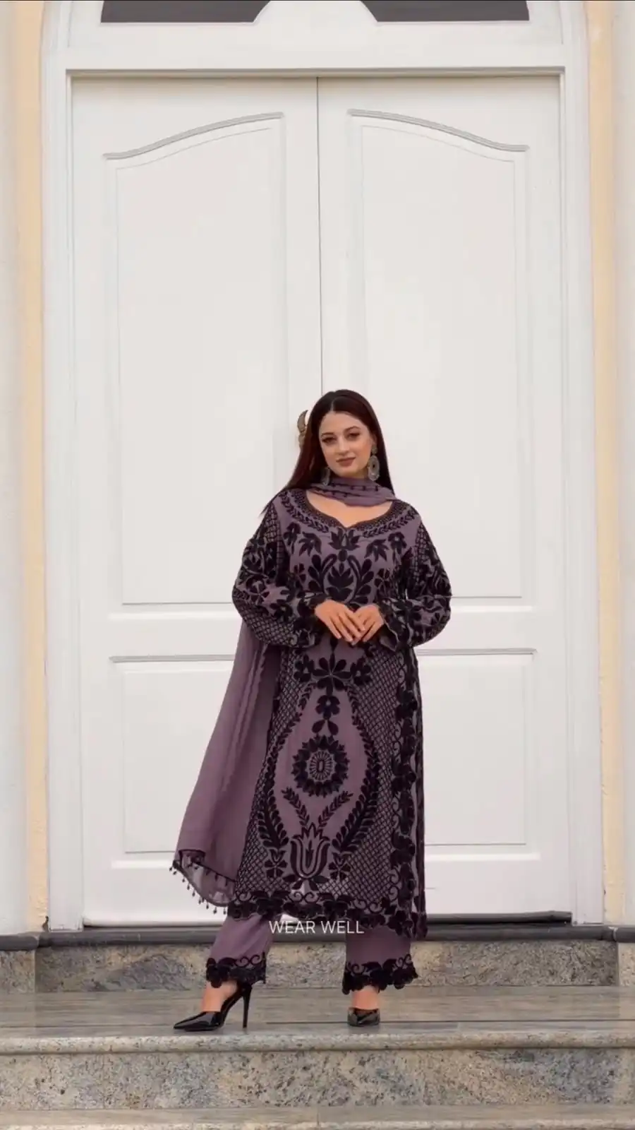 SRK 5364 Lavender Faux Georgette Salwar Suit erfect for Wedding, Party, Mehendi, Pongal, Reception – . Available at ₹2449 only. Delivery 4-6 Working Days | Jump Suits, Salwar suit, Designer Suits, Casual Suits, Creative suits, Palazzo Suits, Party Wear Suits, Patiala Suits, Straight Suits