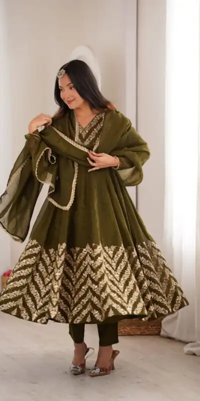JF 050 Mehandi Embroidery Work & Sequins Work Salwar Suit in Peach Crunchy Silk. Festive Deal ₹2099. Delivery 4-6 Working Days. Shop now. | Anarkali Suits, Bollywood Anarkali, Creative-Anarkali, Designer Anarkali, Embroidered Anarkali, Party Wear Anarkali