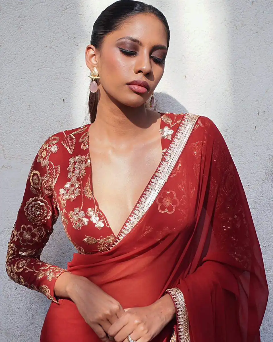 JR 646 Red Georgette Saree Perfect for Wedding, Party, Traditional Day, Housewarming, Pongal – . Exclusive Offer ₹1699. Delivery 4-6 Working Days. Shop | Sarees, Bollywood Sarees, Creative Sarees, Designer Sarees, Embroidered Sarees, Ethnic Saree, Modern Digital sarees, Party Wear Sarees