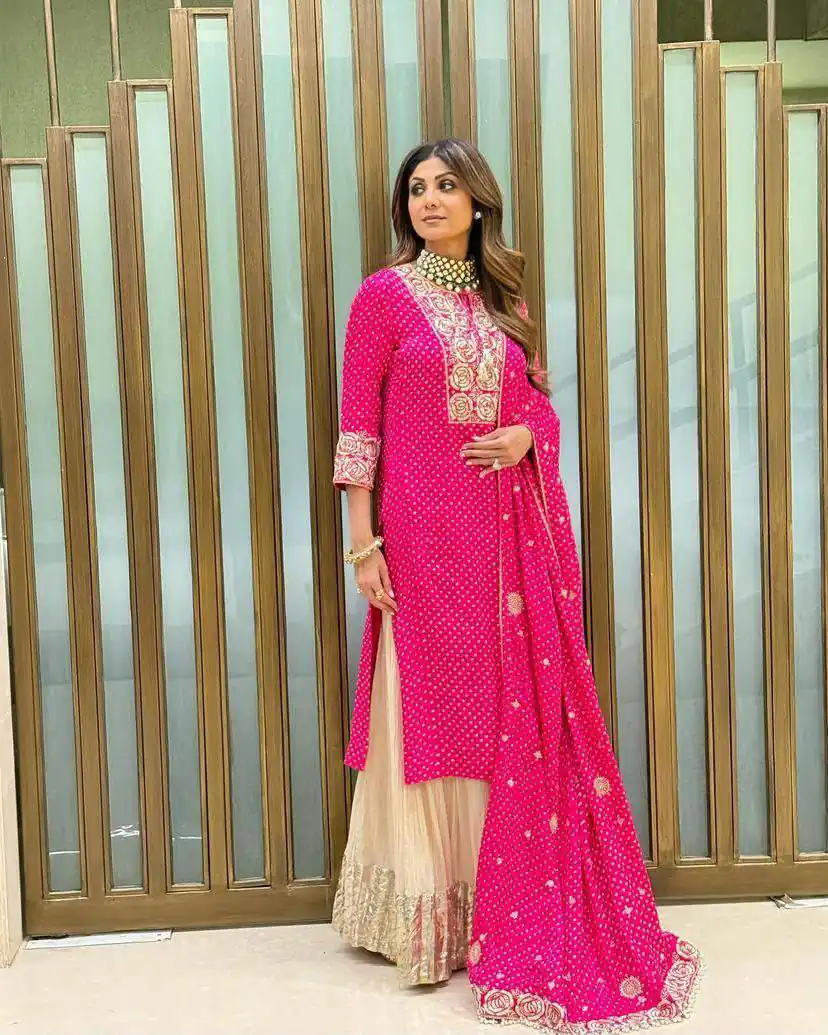 ZB 5049 Pink Faux Georgette Salwar Suit Perfect for Wedding, Party, Family Gatherings, Sangeet, Housewarming – . Affordable Price ₹2399. Days | Jump Suits, Salwar suit, Designer Suits, Casual Suits, Creative suits, Palazzo Suits, Party Wear Suits, Patiala Suits, Straight Suits