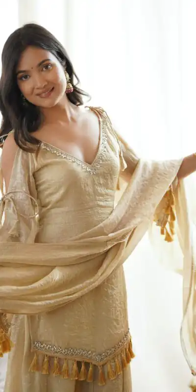 SRK 5357 Off White Doremon Crush Salwar Suit Perfect for Wedding, Party, Traditional Day, Baisakhi, Karwa Chauth – . Exclusive Offer ₹2099. Delive | Jump Suits, Salwar suit, Designer Suits, Casual Suits, Creative suits, Palazzo Suits, Party Wear Suits, Patiala Suits, Straight Suits
