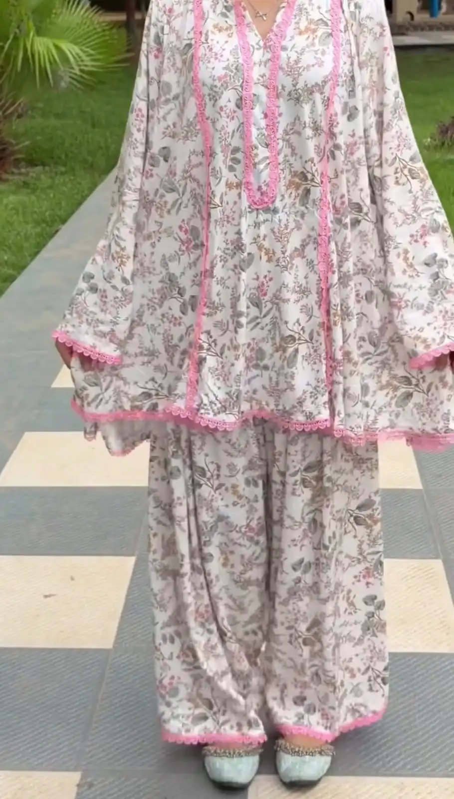 SRK 3180 Pink Natural Crep Lace Work & Digital Print Salwar Suit . Exclusive Offer ₹1949. Delivery 4-6 Working Days. Shop now. | Jump Suits, Salwar suit, Designer Suits, Casual Suits, Creative suits, Palazzo Suits, Party Wear Suits, Patiala Suits, Straight Suits