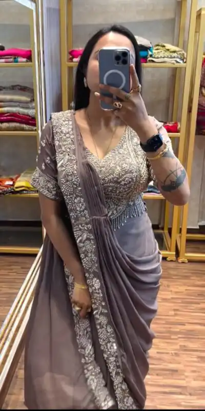 PST 1177 Dusty Rose Chinon Saree erfect for Wedding, Party, Baisakhi, Bridal Wear, Onam – . Special Price ₹2099. Delivery 4-6 Working Days. Shop now. | Sarees, Bollywood Sarees, Creative Sarees, Designer Sarees, Embroidered Sarees, Ethnic Saree, Modern Digital sarees, Party Wear Sarees