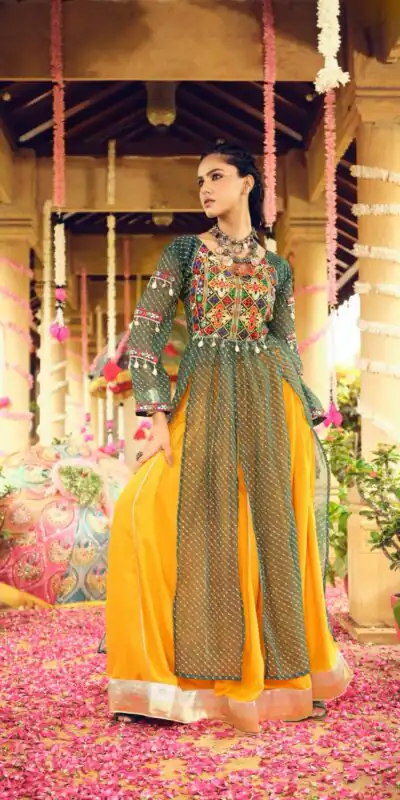 RR 28 Green in Plain Rayon Embroidery Work & Cowrie Work Lehenga Choli . Grab it for ₹2149. Delivery 4-6 Working Days. Shop now. | Lehenga, Bollywood Lehenga, Creative Lehenga, Designer Lehenga, Embroidered Lehenga, Party Wear Lehenga