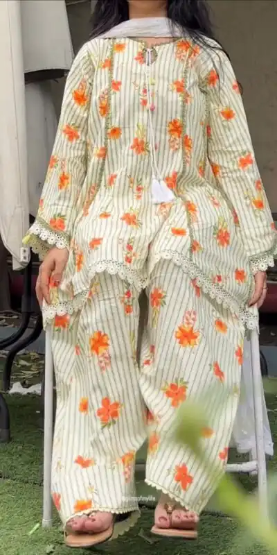 SRK 5362 Off White Natural Crep Lace Work & Digital Print Salwar Suit . Exclusive Offer ₹1899. Delivery 4-6 Working Days. Shop now. | Jump Suits, Salwar suit, Designer Suits, Casual Suits, Creative suits, Palazzo Suits, Party Wear Suits, Patiala Suits, Straight Suits