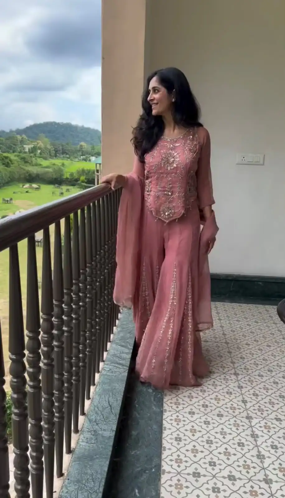 Perfect Pink Fendy Silk Embroidery Work Salwar Suit - Image 4