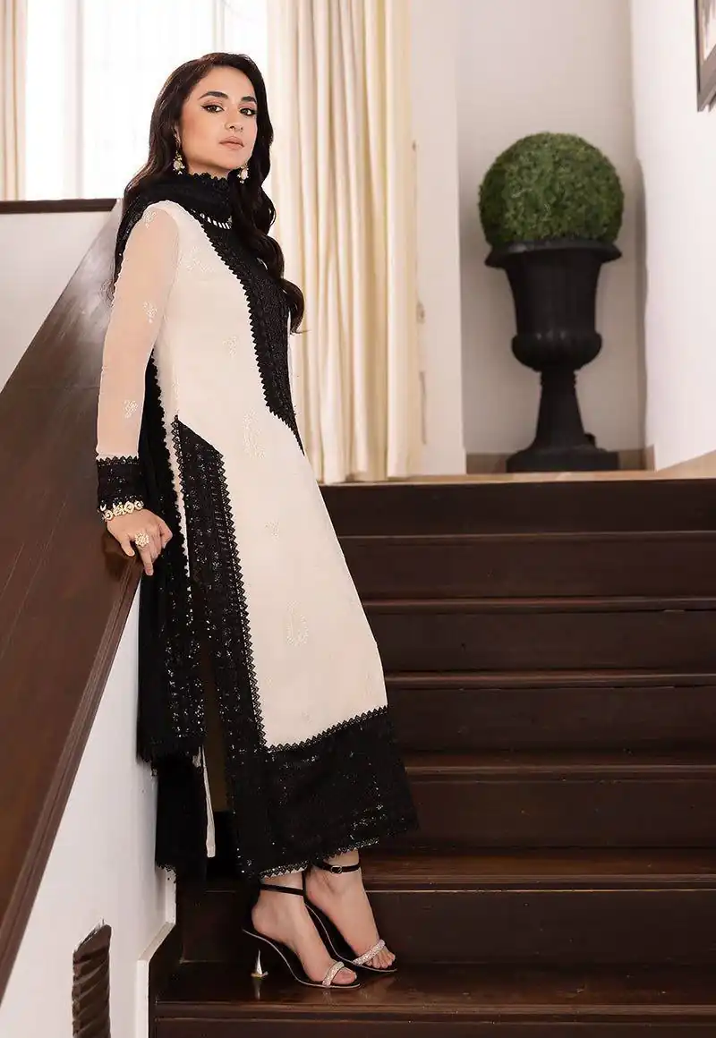 Shiny Black Natural Crep Thread Work Salwar Suit - Image 3