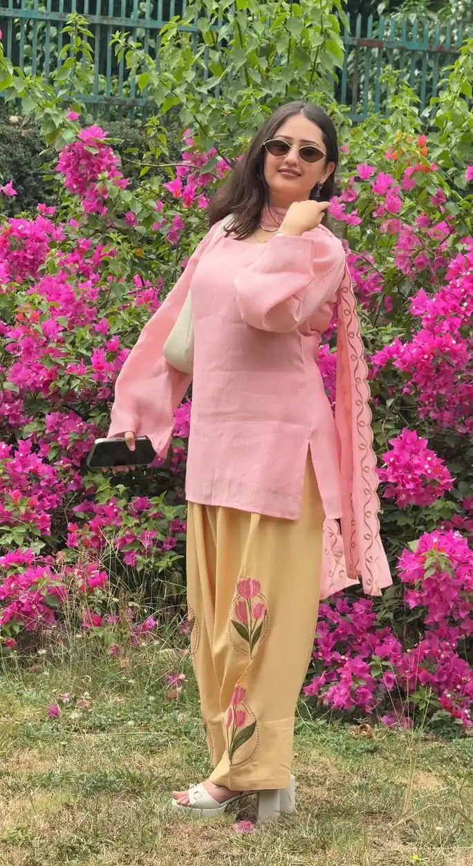 Solid Pink Mal Cotton Embroidery Work Salwar Suit - Image 3