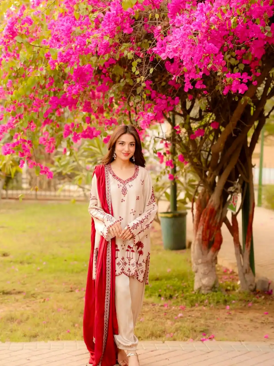 KD 1638 Off White Roman Silk Salwar Suit Perfect for Wedding, Party, Lohri, Onam, Reception – . Grab it for ₹2399. Delivery 4-6 Working Days. Shop now. | Jump Suits, Salwar suit, Designer Suits, Casual Suits, Creative suits, Palazzo Suits, Party Wear Suits, Patiala Suits, Straight Suits
