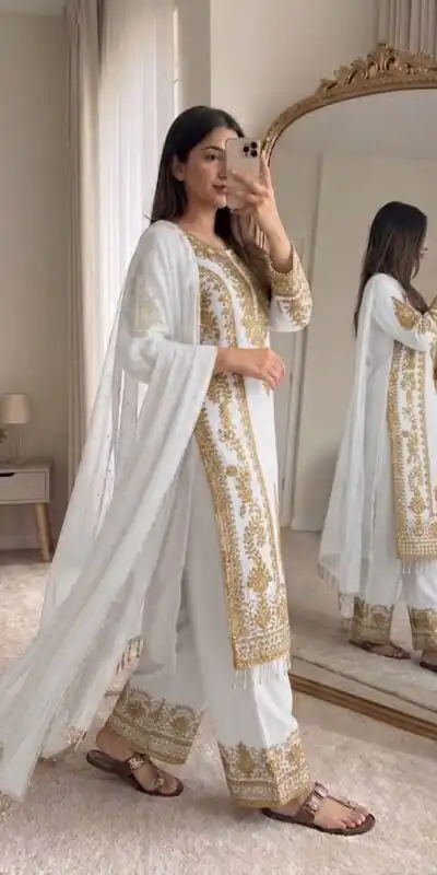 SRK 5365 White Faux Georgette Salwar Suit erfect for Wedding, Party, Mehendi, Pongal, Reception – . Available at ₹2449 only. Delivery 4-6 Working Days | Jump Suits, Salwar suit, Designer Suits, Casual Suits, Creative suits, Palazzo Suits, Party Wear Suits, Patiala Suits, Straight Suits