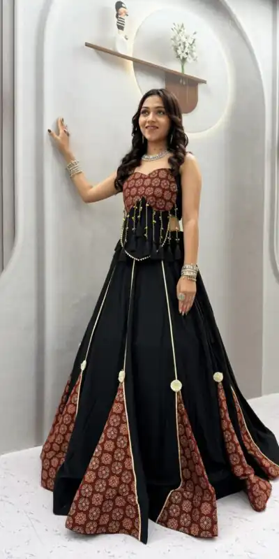Ram 192 Black in Pure Cotton Mirror Work & Gamthi Work Lehenga Choli . Exclusive Offer ₹2849. Delivery 4-6 Working Days. Shop now. | Lehenga, Bollywood Lehenga, Creative Lehenga, Designer Lehenga, Embroidered Lehenga, Party Wear Lehenga