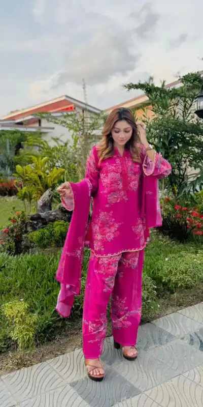 JF 008 Rani Pink Colour Digital Print Salwar Suit in Black Faux Georgette. Now at just ₹2149. Delivery 4-6 Working Days. Shop now. | Jump Suits, Salwar suit, Designer Suits, Casual Suits, Creative suits, Palazzo Suits, Party Wear Suits, Patiala Suits, Straight Suits