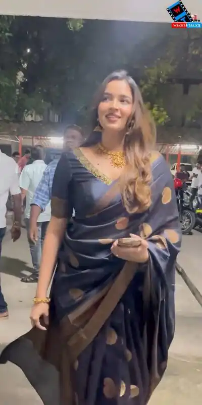 KP 6052 Black Soft Lichi Silk Saree with Lace Work & Lace Border. Introductory Price ₹1349. Delivery 4-6 Working Days. Shop now. | Sarees, Bollywood Sarees, Creative Sarees, Designer Sarees, Embroidered Sarees, Ethnic Saree, Modern Digital sarees, Party Wear Sarees
