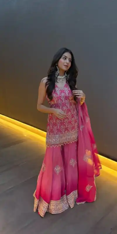 ST 1190 Pink Printed Faux Georgette Salwar Suit with Embroidery Work & Lace Work. Affordable Price ₹2349. Delivery 4-6 Working Days. Shop now. | Jump Suits, Salwar suit, Designer Suits, Casual Suits, Creative suits, Palazzo Suits, Party Wear Suits, Patiala Suits, Straight Suits