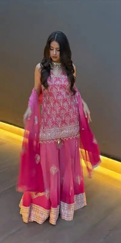 ST 1190 Pink Printed Faux Georgette Salwar Suit with Embroidery Work & Lace Work. Affordable Price ₹2349. Delivery 4-6 Working Days. Shop now. | Jump Suits, Salwar suit, Designer Suits, Casual Suits, Creative suits, Palazzo Suits, Party Wear Suits, Patiala Suits, Straight Suits