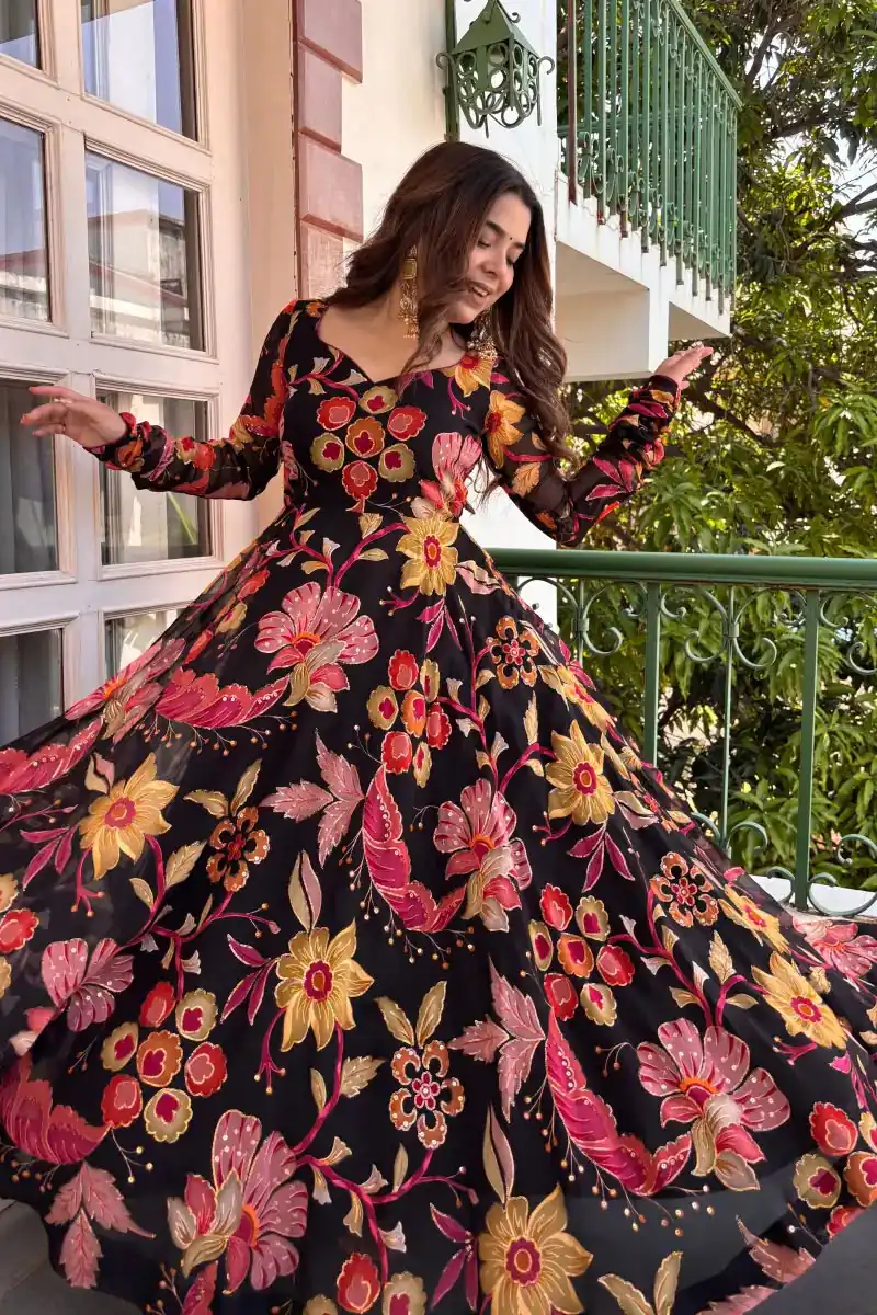 RTC 6058 | Black Tabby Organza Salwar Suit with Digital Print & Lace Work. Grab it for ₹2449. Delivery 4-6 Working Days. Shop now. | Anarkali Suits, Bollywood Anarkali, Creative-Anarkali, Designer Anarkali, Embroidered Anarkali, Party Wear Anarkali, Salwar suit