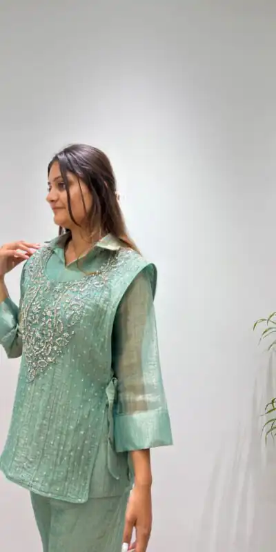 BE 484 Sea Green Colour | Brown Salsa Silk Kurti with Hand Work. Get it for ₹2199. Delivery 4-6 Working Days. Online Shop now. | Kurti, Bollywood Kurti, Creative Kurtis, Designer Kurti, Party Wear Kurti, Selfie Kurti