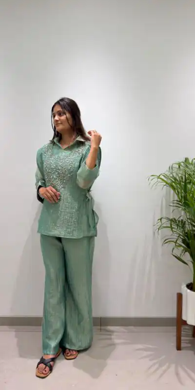 BE 484 Sea Green Colour | Brown Salsa Silk Kurti with Hand Work. Get it for ₹2199. Delivery 4-6 Working Days. Online Shop now. | Kurti, Bollywood Kurti, Creative Kurtis, Designer Kurti, Party Wear Kurti, Selfie Kurti