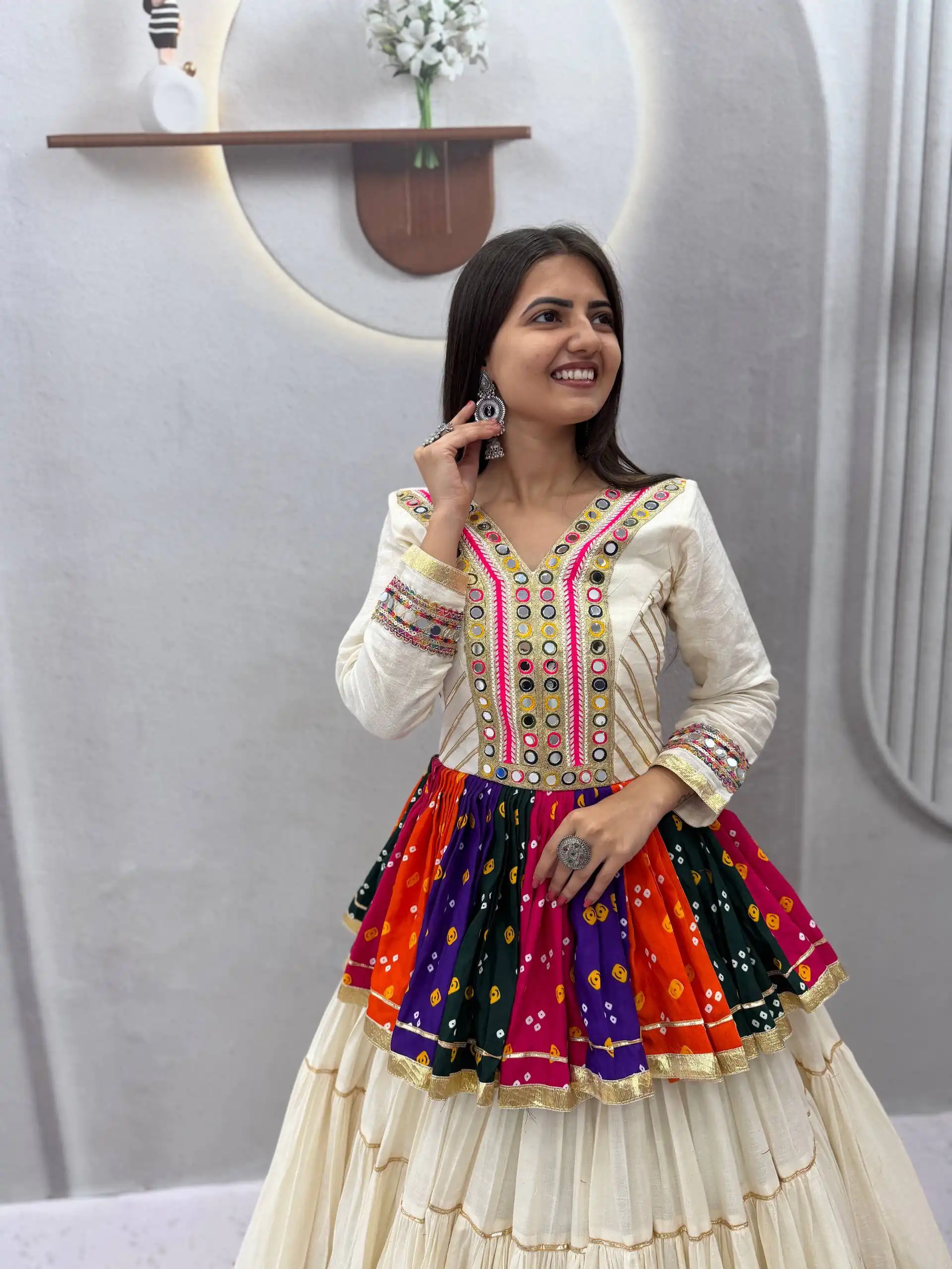 Aglow White Pure Cotton Gamthi Work Lehenga Choli - Image 4