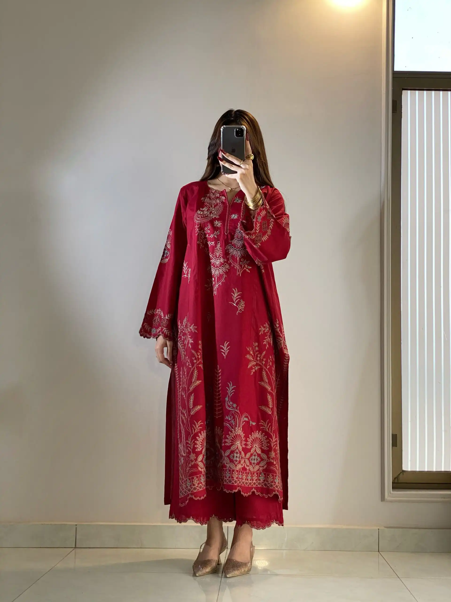 Graceful Red Mul Chanderi Embroidery Work Salwar Suit - Image 2