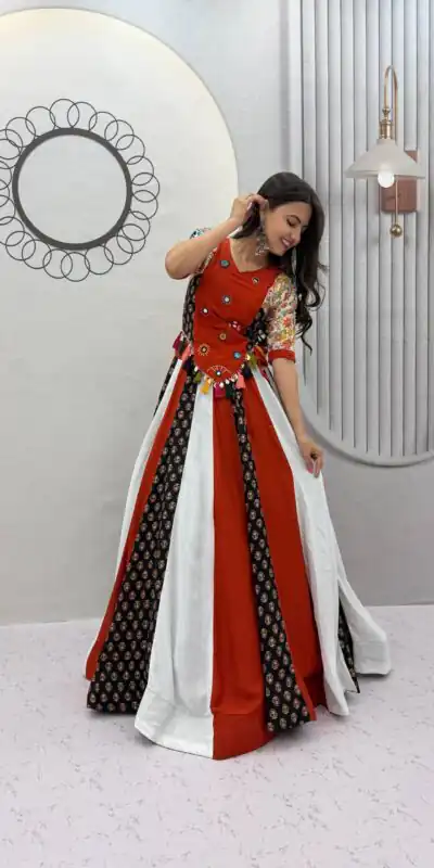 PC 587 Red in Pure Cotton Mirror Work & Gamthi Work Lehenga Choli . Exclusive Offer ₹3049. Delivery 4-6 Working Days. Shop now. | Lehenga, Bollywood Lehenga, Creative Lehenga, Designer Lehenga, Embroidered Lehenga, Party Wear Lehenga