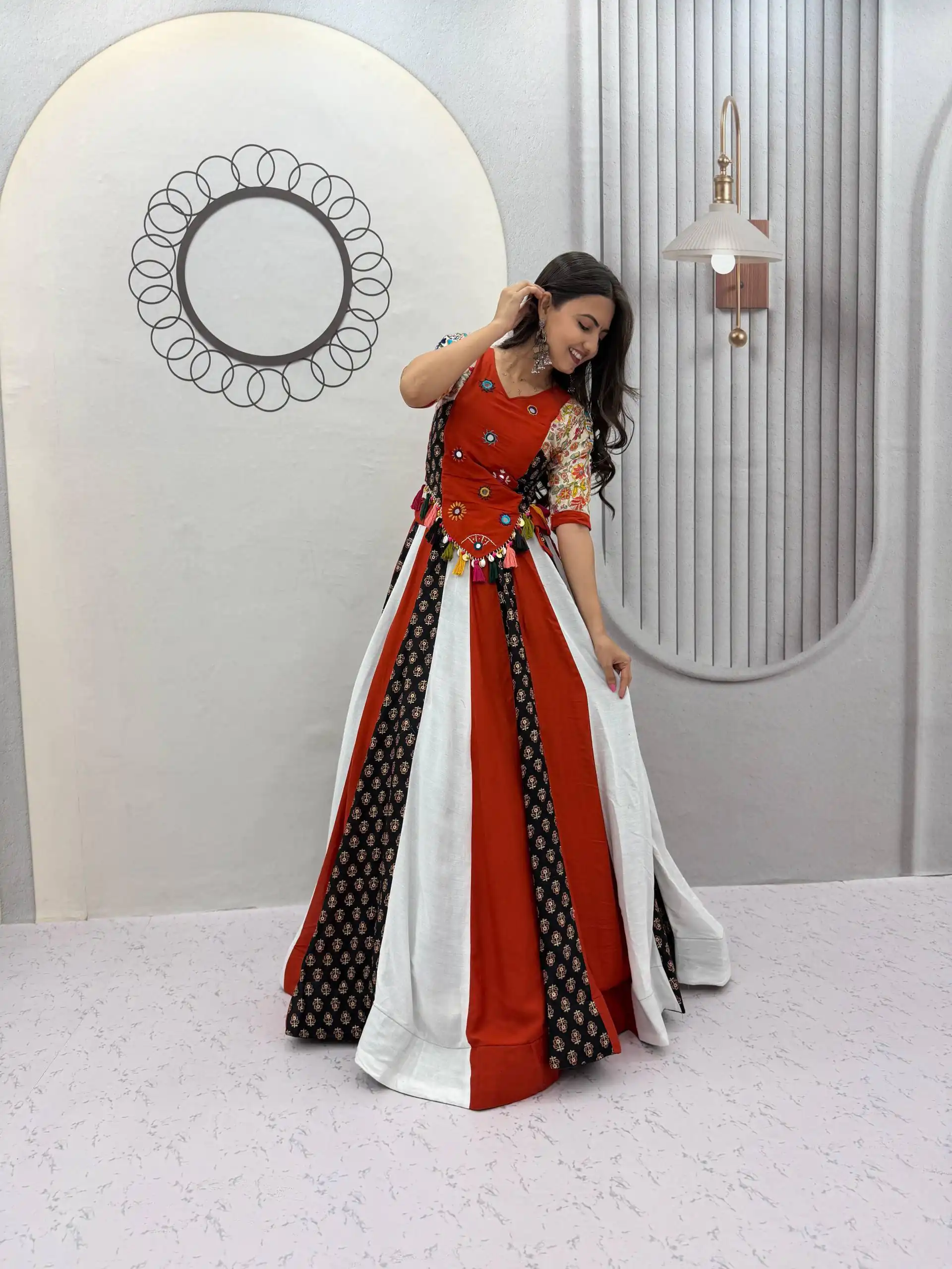 PC 587 Red in Pure Cotton Mirror Work & Gamthi Work Lehenga Choli . Exclusive Offer ₹3049. Delivery 4-6 Working Days. Shop now. | Lehenga, Bollywood Lehenga, Creative Lehenga, Designer Lehenga, Embroidered Lehenga, Party Wear Lehenga