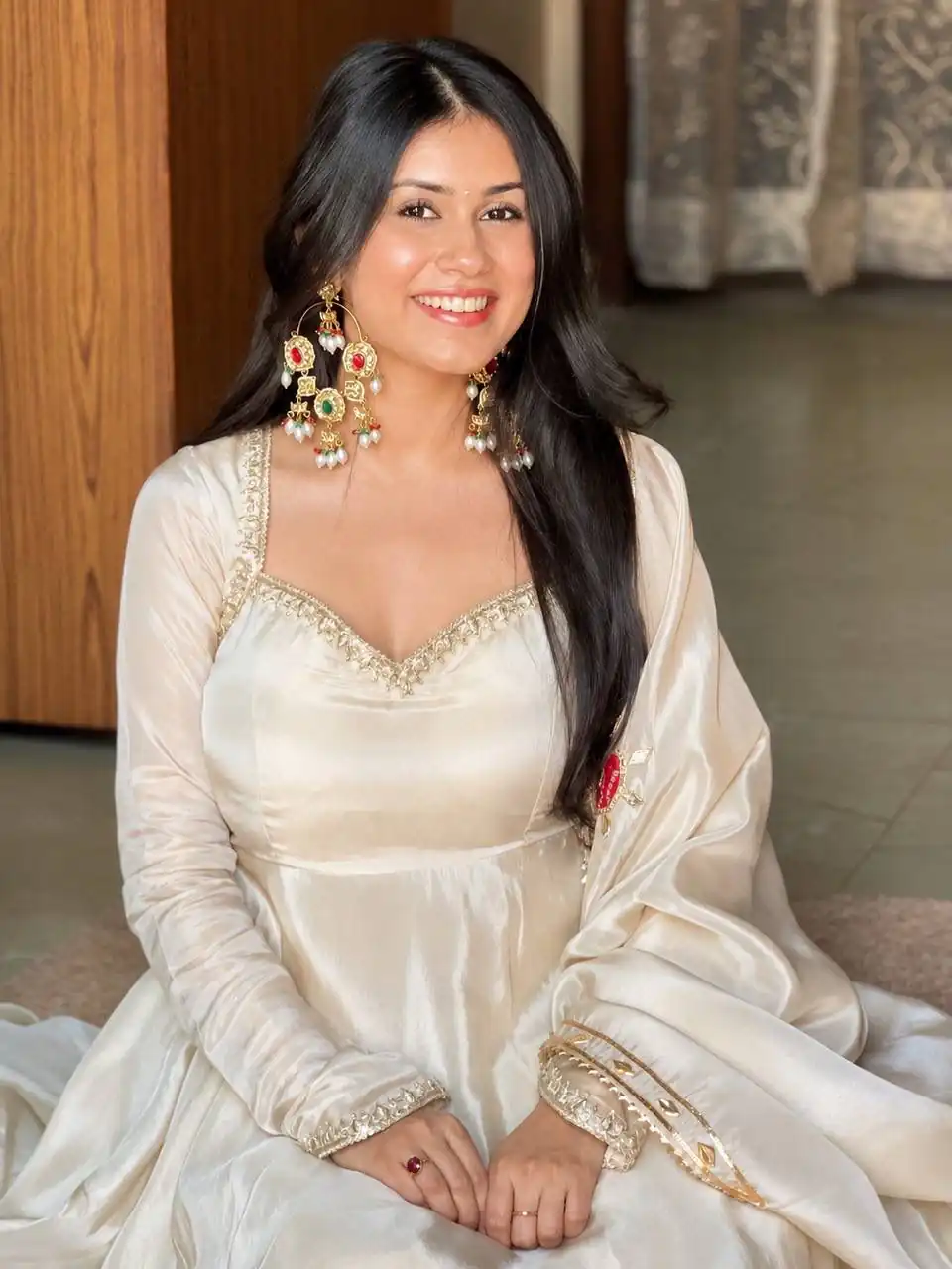 SSR 551 White Upada Silk Gown Perfect for Wedding, Party, Onam, Housewarming, Durga Puja –. Grab it for ₹2399. Delivery 4-6 Working Days. Shop now. | Gowns, Bollywood Gowns, Creative Gowns, Designer Gowns, Embroidered Gowns, Party Wear Gowns