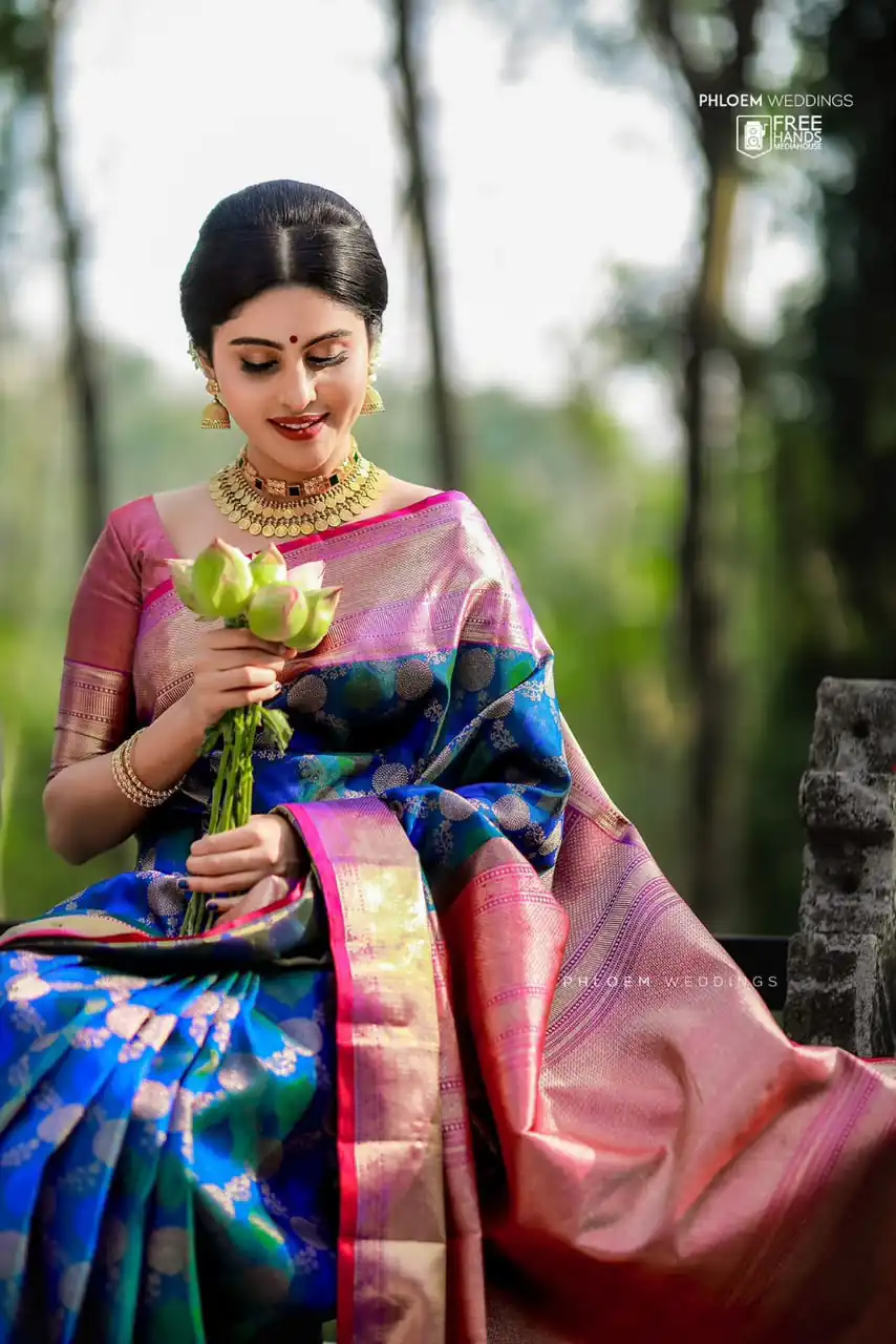 KPR 113 Royal Blue Soft Lichi Silk Saree with Lace Work & Lace Border. Introductory Price ₹1649. Delivery 4-6 Working Days. Shop now. | Sarees, Bollywood Sarees, Creative Sarees, Designer Sarees, Embroidered Sarees, Ethnic Saree, Modern Digital sarees, Party Wear Sarees
