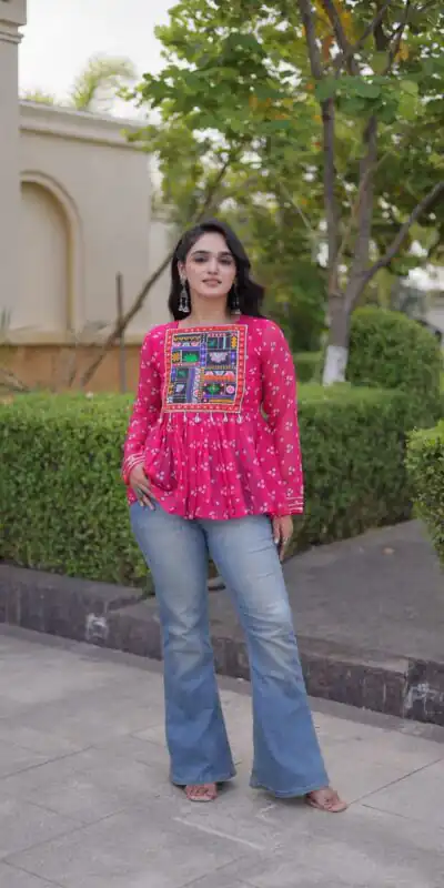 KA 5079 Pink Fox Georgette Kurti with Lace Work & Mirror Work. Affordable Price ₹2719. Delivery 4-6 Working Days. Shop now. | Kurti, Bollywood Kurti, Creative Kurtis, Designer Kurti, Party Wear Kurti, Selfie Kurti