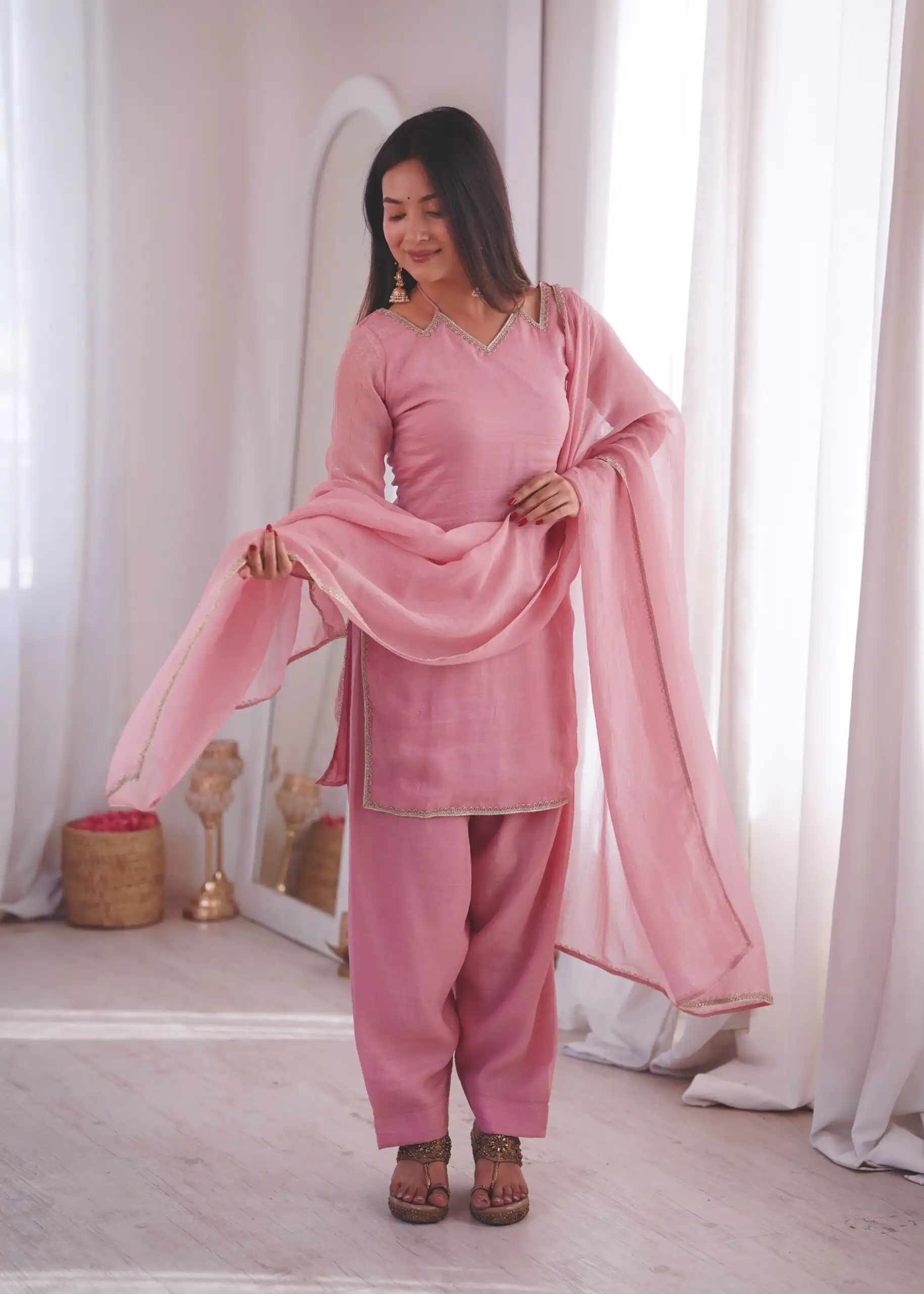 Aglow Pink Crunchy Silk Lace Border Work Salwar Suit - Image 2