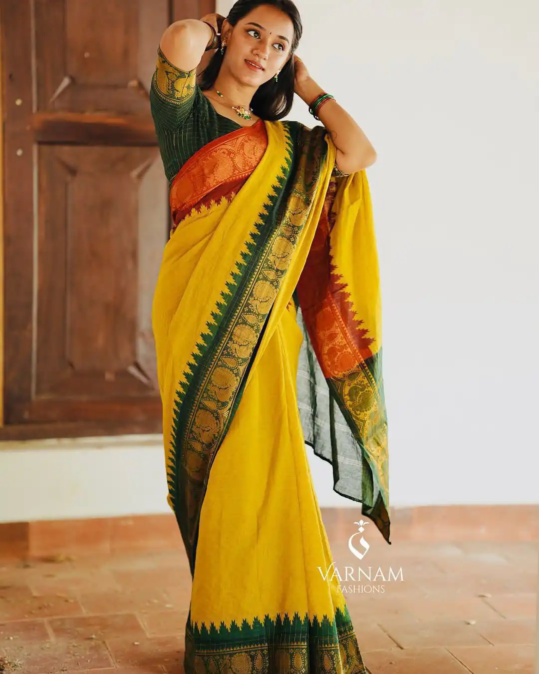 Cool Yellow Soft Lichi Silk Lace Work Saree - Image 4