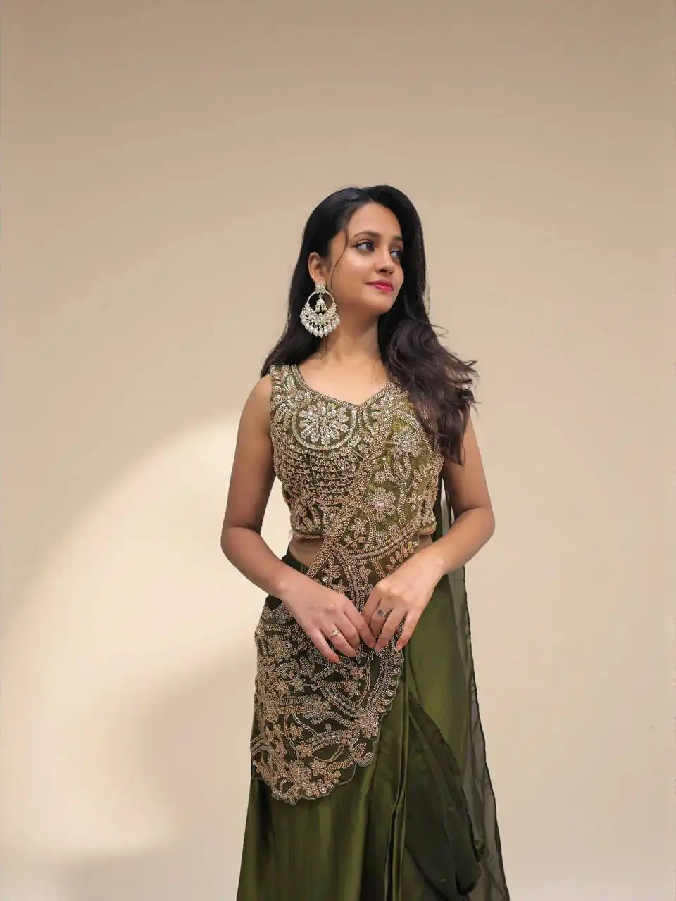 Fancy Mehendi Rangoli Silk Thread Work Saree
