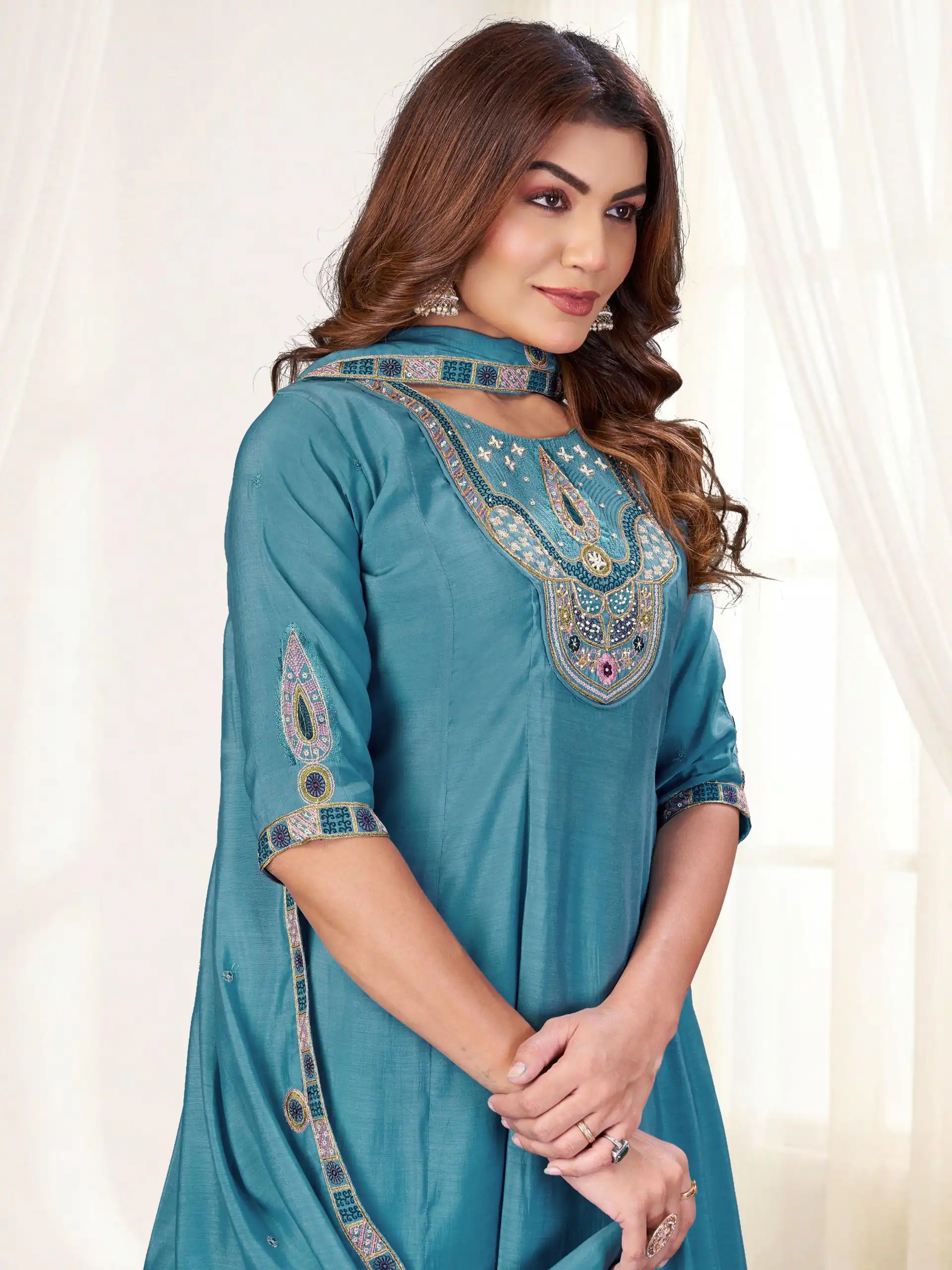 Glowing Blue Mal Chanderi Thread Work Salwar Suit - Image 2