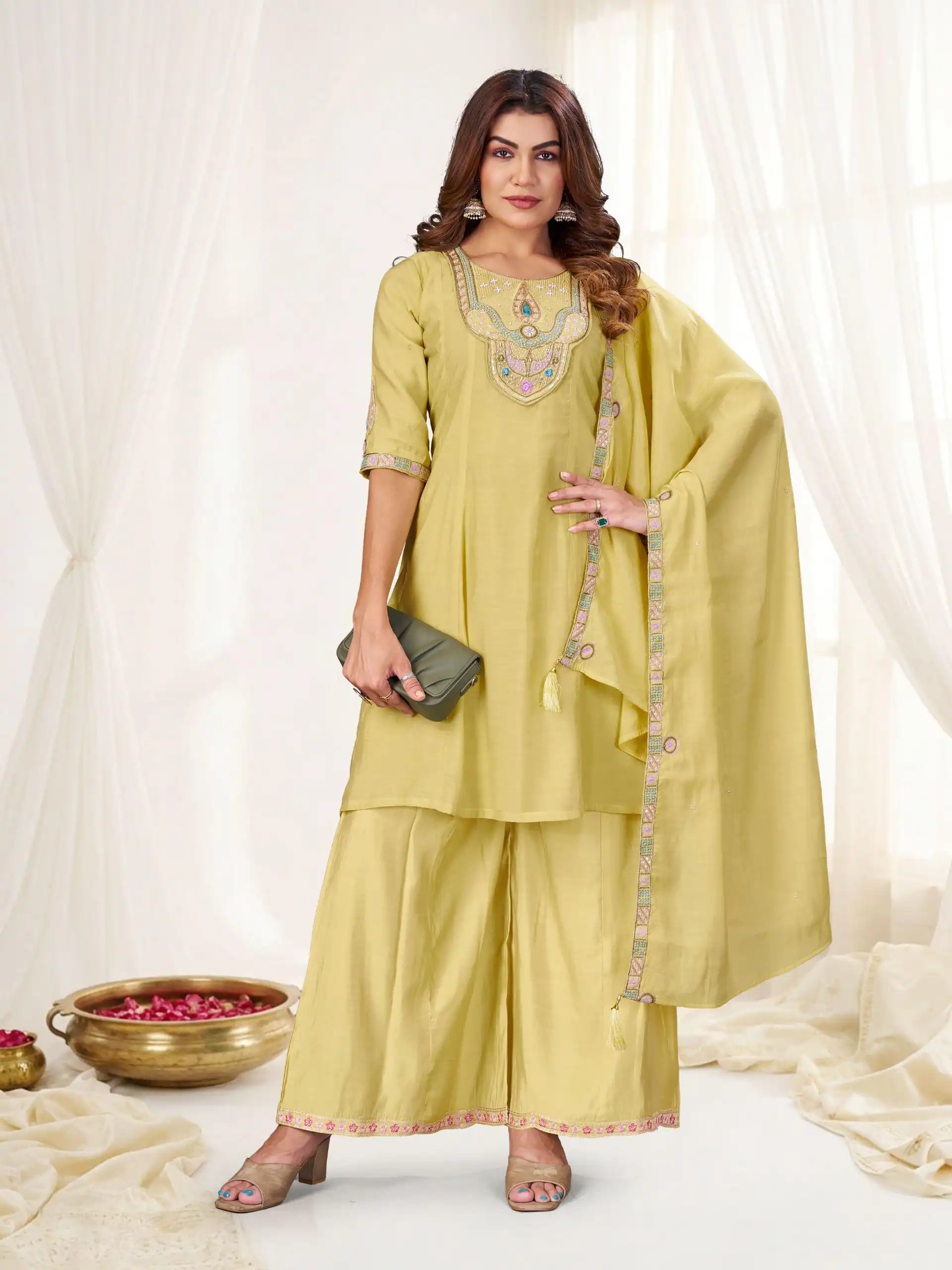 Glowing Yellow Mal Chanderi With Thread Work Salwar Suit