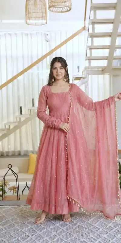 Alternative view of Pretty Peach Salsa Silk Embroidery Work Gown
