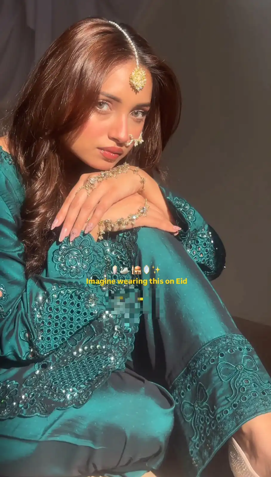 Shiny Teal Natural Crepe Silk Thread Work Salwar Suit