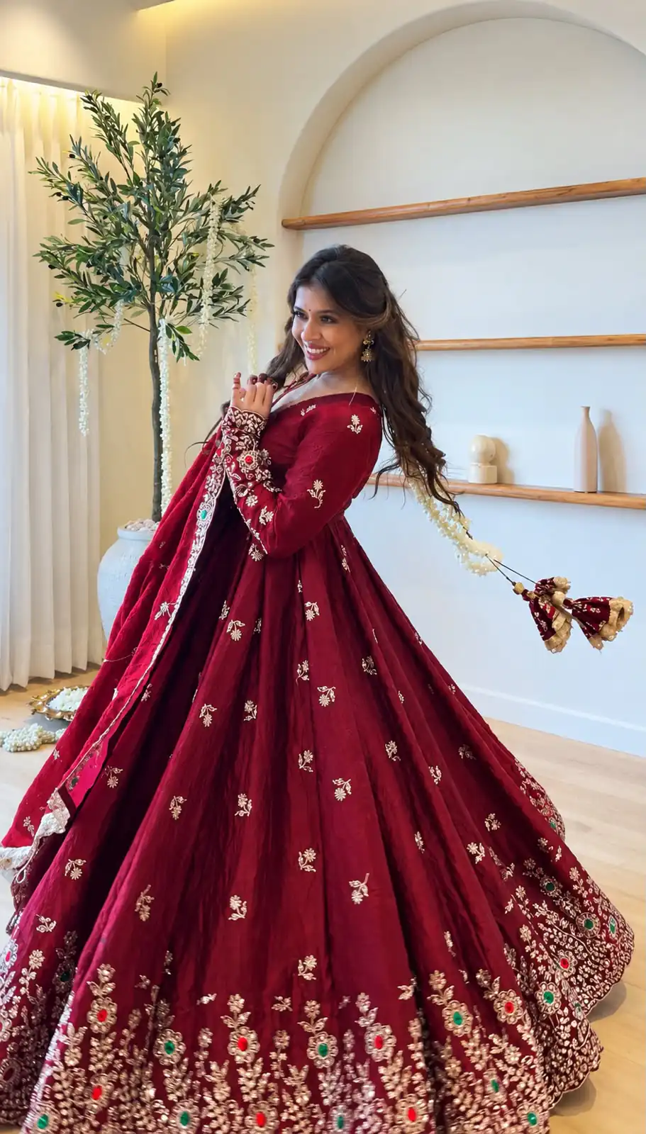 Super Maroon Doremon Crush Sequence Work Gown - Image 5