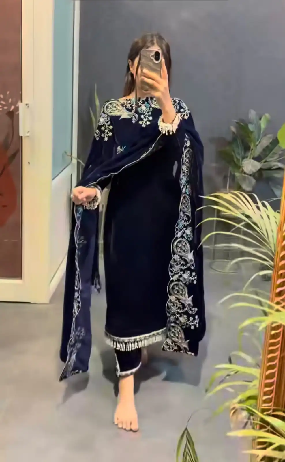 Super Navy Blue Viscose Velvet Embroider Work Salwar Suit - Image 5