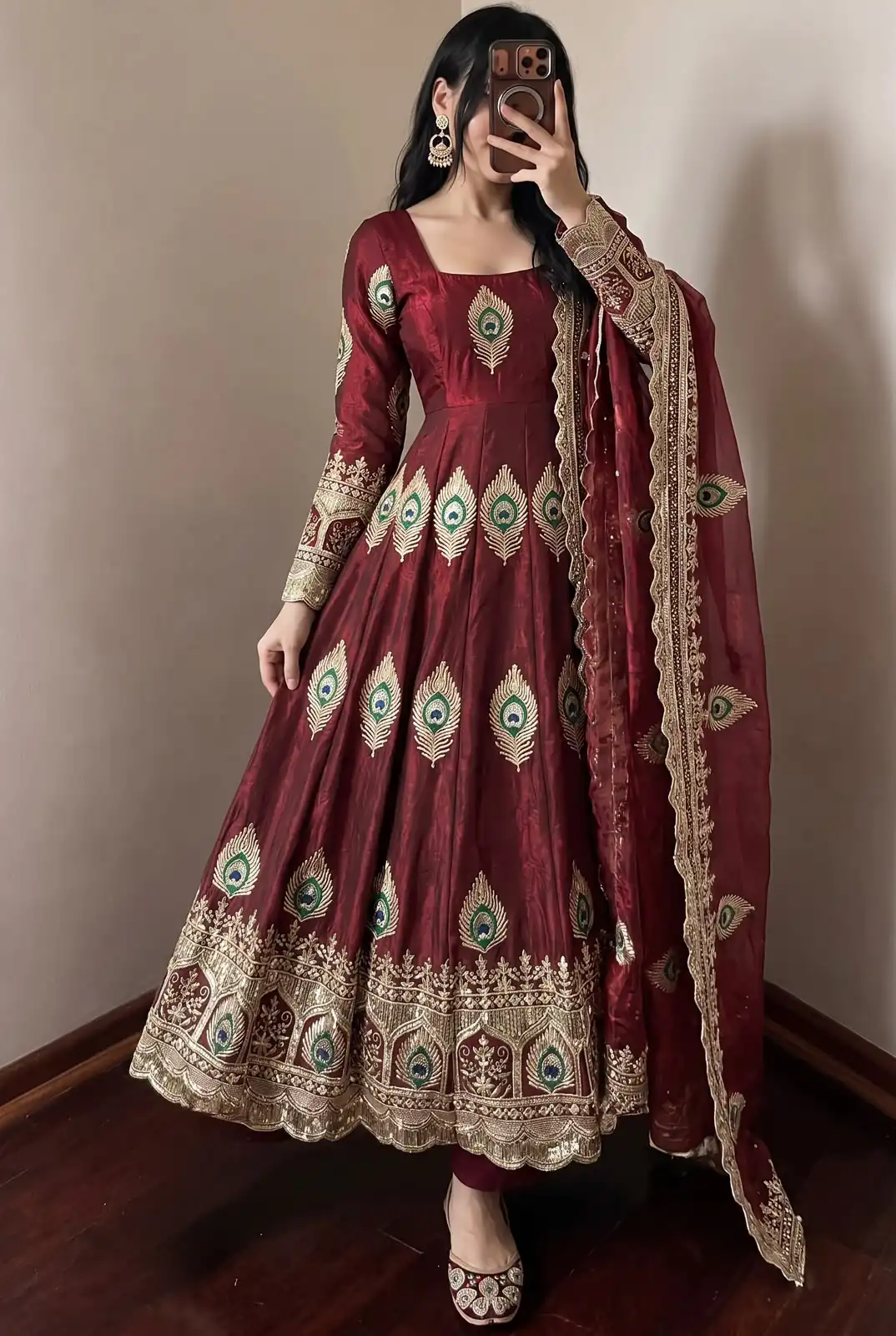 Unique Maroon Fendy Silk Threads Work Gown - Image 2