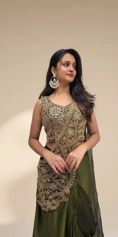 ST 1182 Mehendi in Rangoli Silk. Lace Work & Embroidery Work Saree Special Price ₹1999. Delivery 4-6 Working Days. Shop now. | Sarees, Bollywood Sarees, Creative Sarees, Designer Sarees, Embroidered Sarees, Ethnic Saree, Modern Digital sarees, Party Wear Sarees