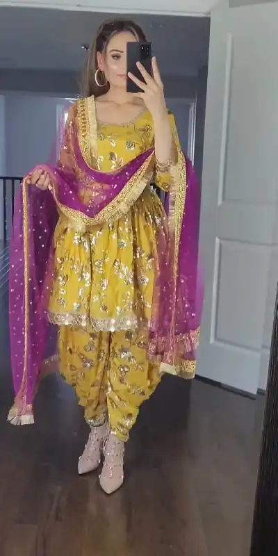Artful Yellow Color Georgette Less Patti Work Sleeve Salwar Suit
